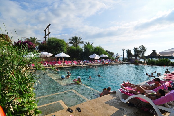 Edde Sands On Sunday