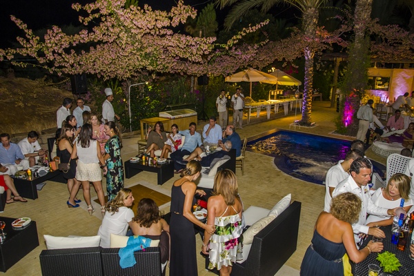 Gathering At Tente De La Reine