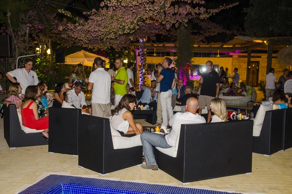 Gathering At Tente De La Reine
