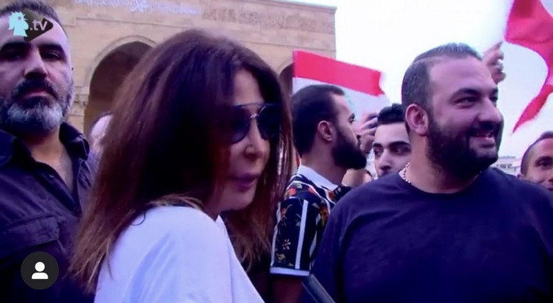 Elissa Joins in Lebanon’s protests