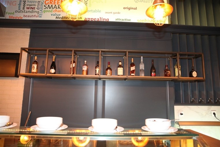 Everyday Cafe on Saturday Night 