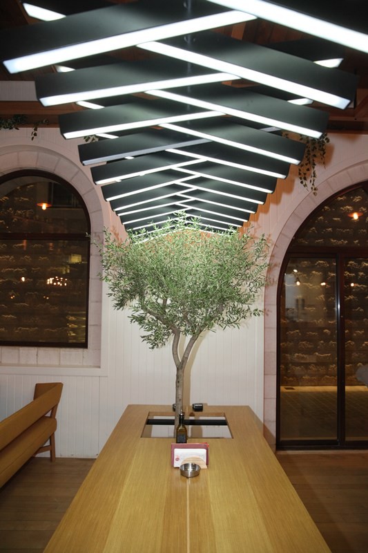 Everyday Cafe on Saturday Night 
