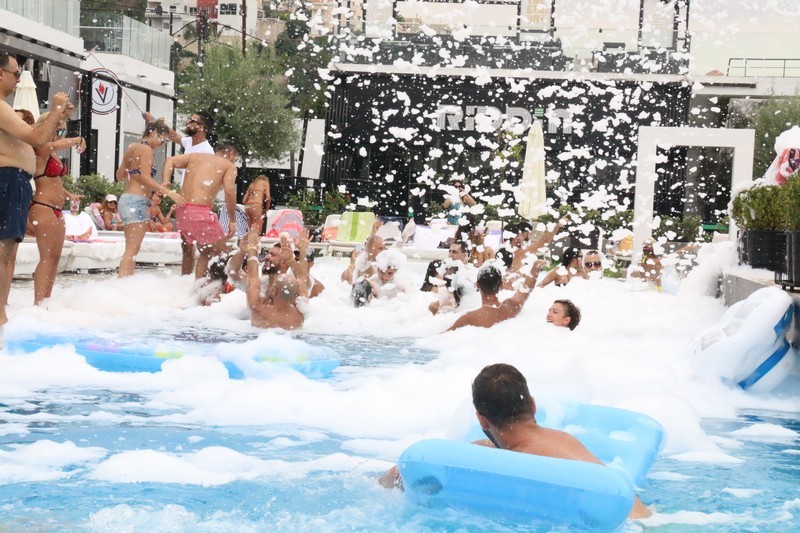 Official Foam Party 8 by Michel Kharrat Part 2