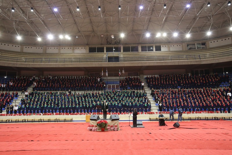 Tenor Gabriel Abdel Nour celebrating Christmas with 1000 choir members