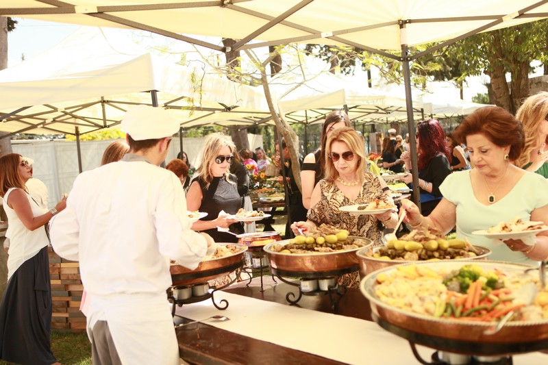 Good Vibes at Menchiyyeh Gardens Deir Al Qamar