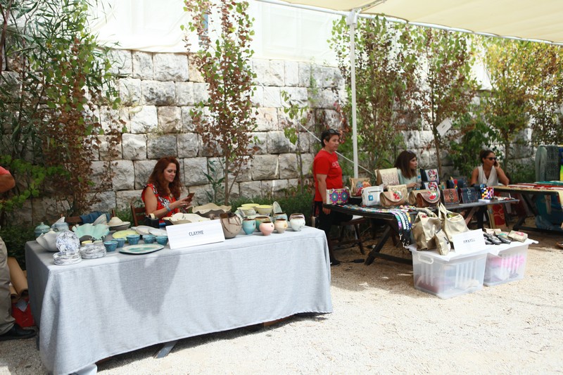 Good Vibes at Menchiyyeh Gardens Deir Al Qamar