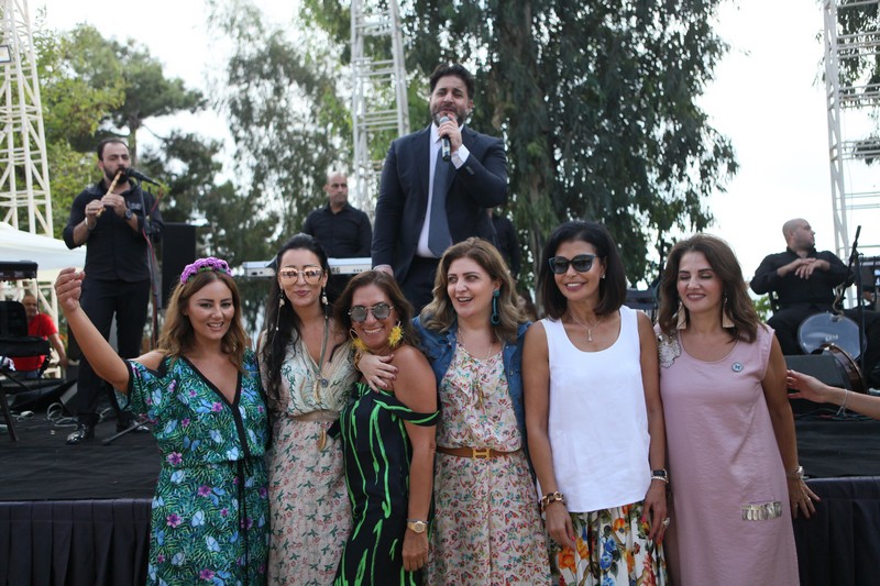 Good Vibes at Menchiyyeh Gardens Deir Al Qamar