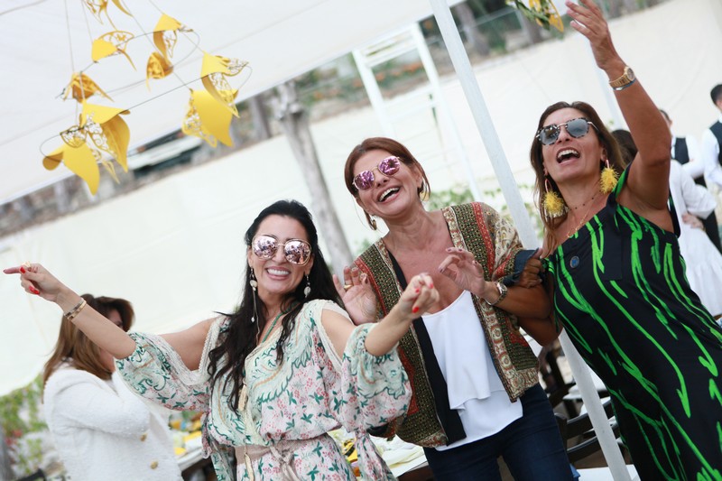 Good Vibes at Menchiyyeh Gardens Deir Al Qamar