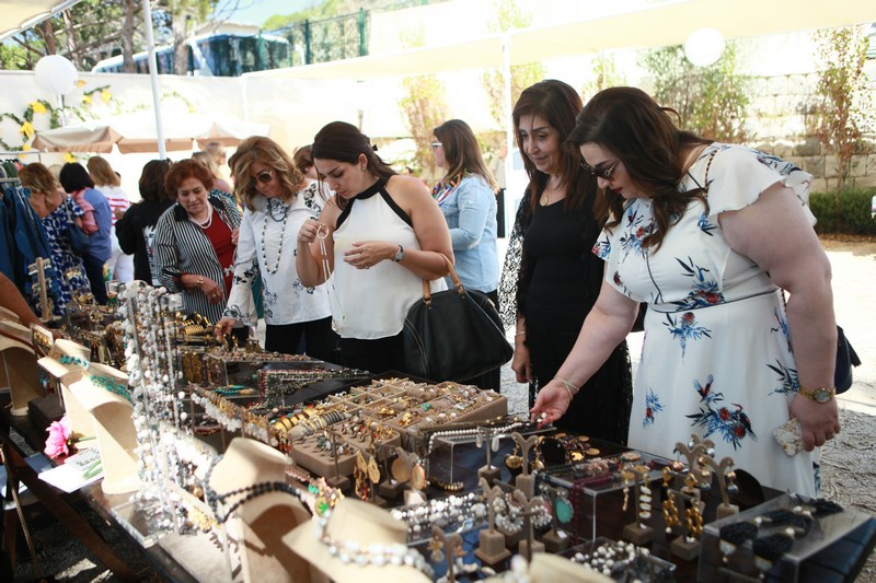 Good Vibes at Menchiyyeh Gardens Deir Al Qamar