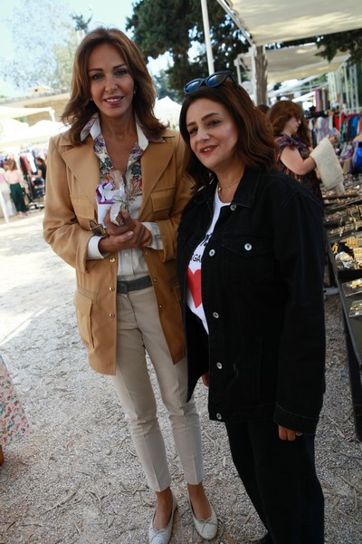 Good Vibes at Menchiyyeh Gardens Deir Al Qamar