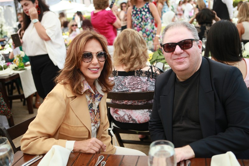 Good Vibes at Menchiyyeh Gardens Deir Al Qamar