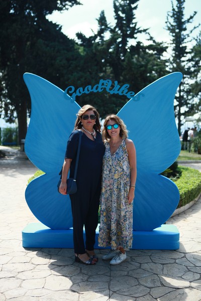 Good Vibes at Menchiyyeh Gardens Deir Al Qamar