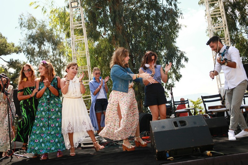 Good Vibes at Menchiyyeh Gardens Deir Al Qamar