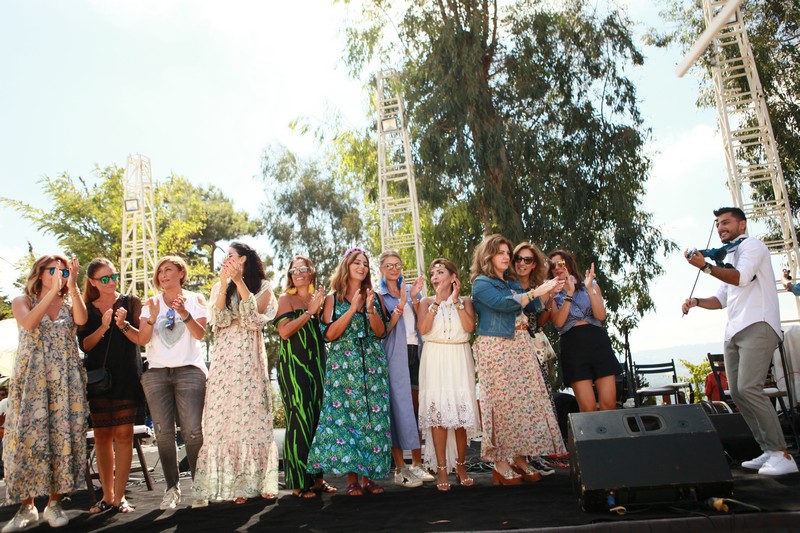 Good Vibes at Menchiyyeh Gardens Deir Al Qamar