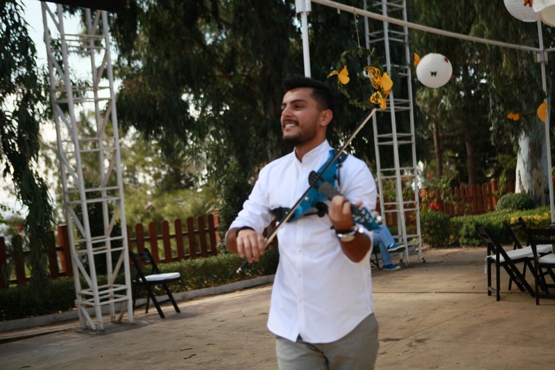 Good Vibes at Menchiyyeh Gardens Deir Al Qamar