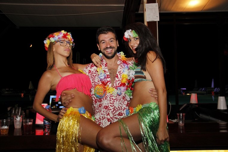 Hawaiian Night at Oceana