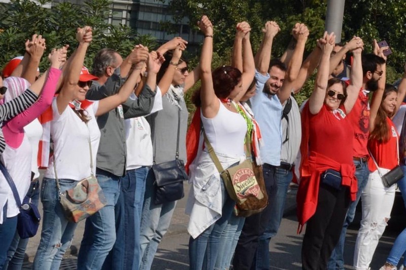Human Chain in Lebanon from South to North
