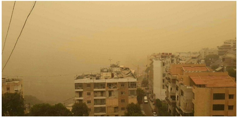 Sandstorm engulfs Lebanon