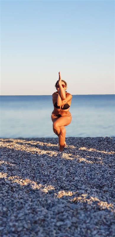 YOGA & BEACH - Let the Serenity of the sea fill your heart with Bliss and Peace 