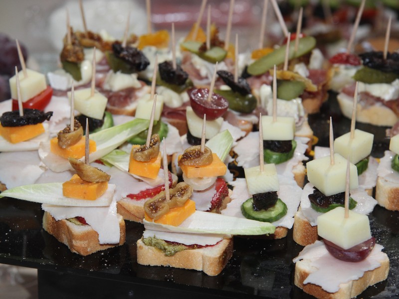A Taste Of Christmas:Zouk Mikael