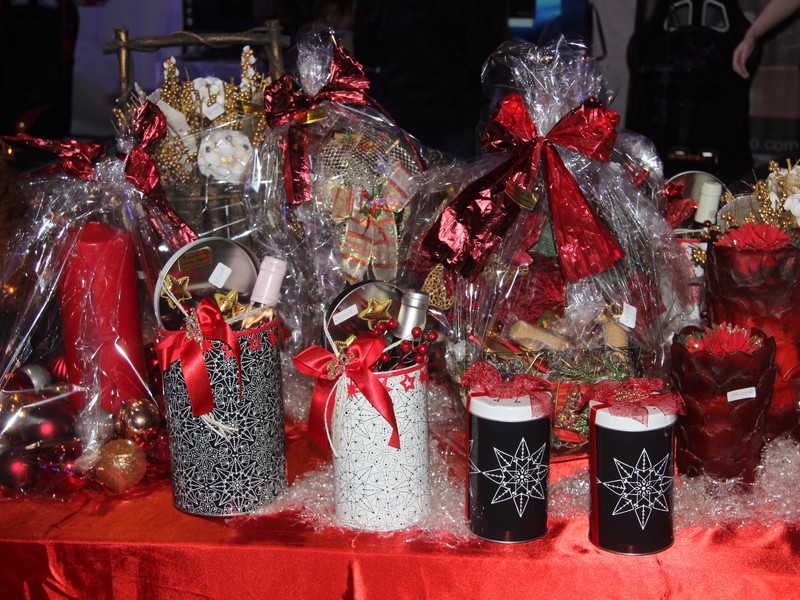 A Taste Of Christmas:Zouk Mikael