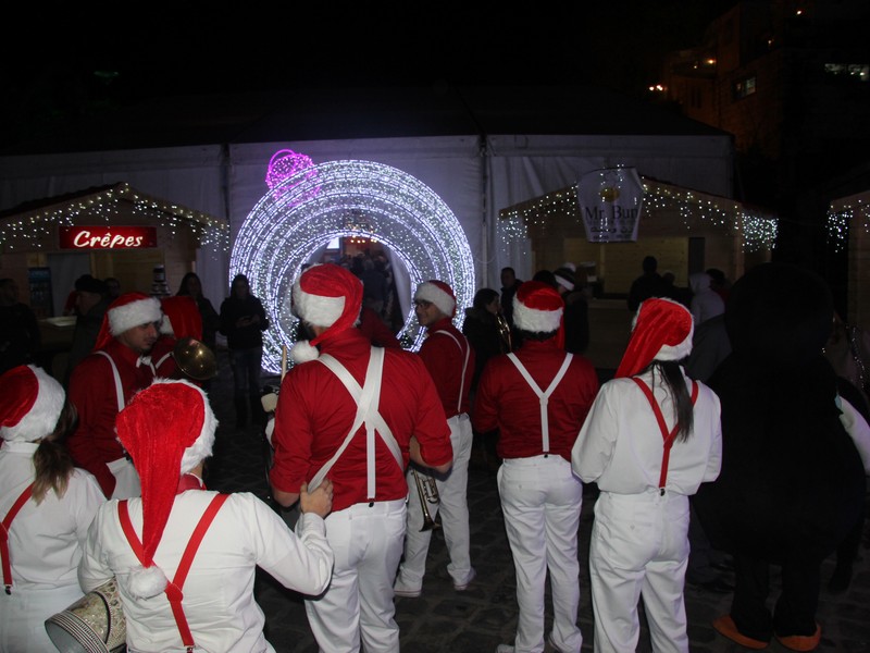 A Taste Of Christmas:Zouk Mikael