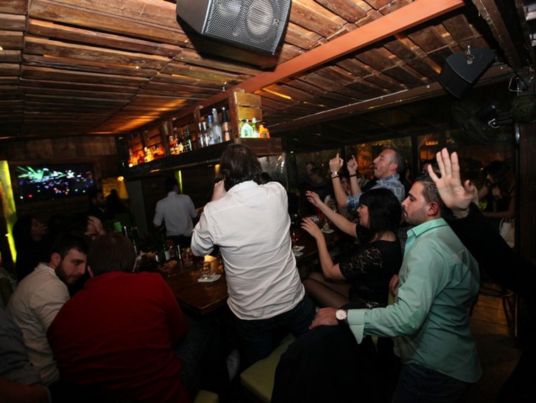 Fertil Pub on Saturday Night