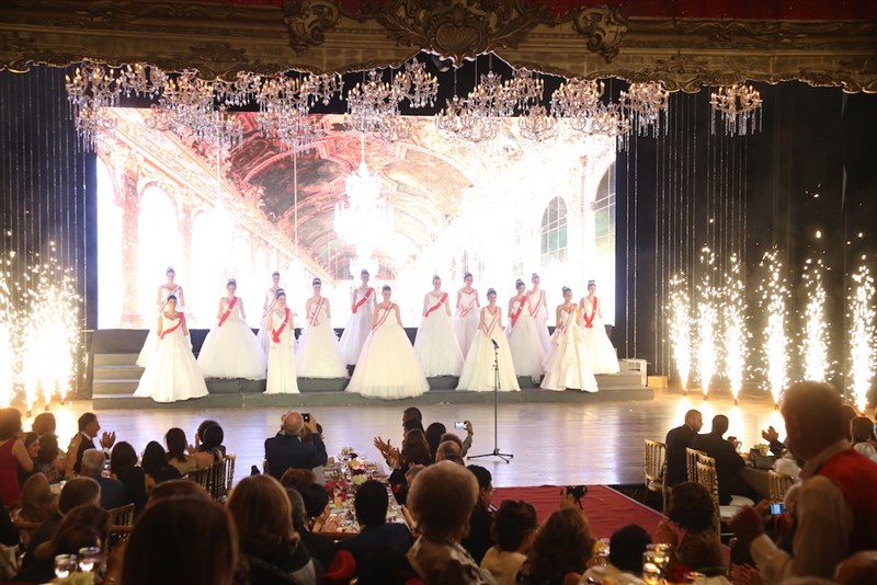 19eme Bal International des Debutantes