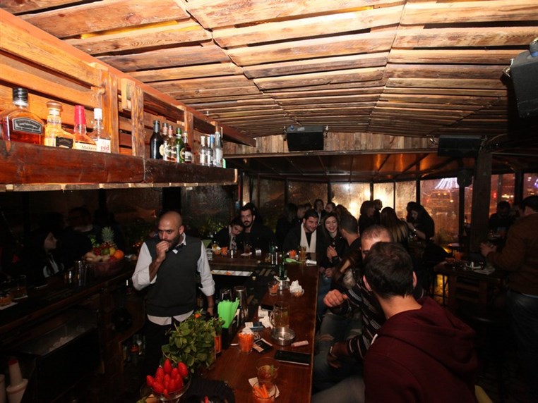 Fertil Pub on Saturday Night