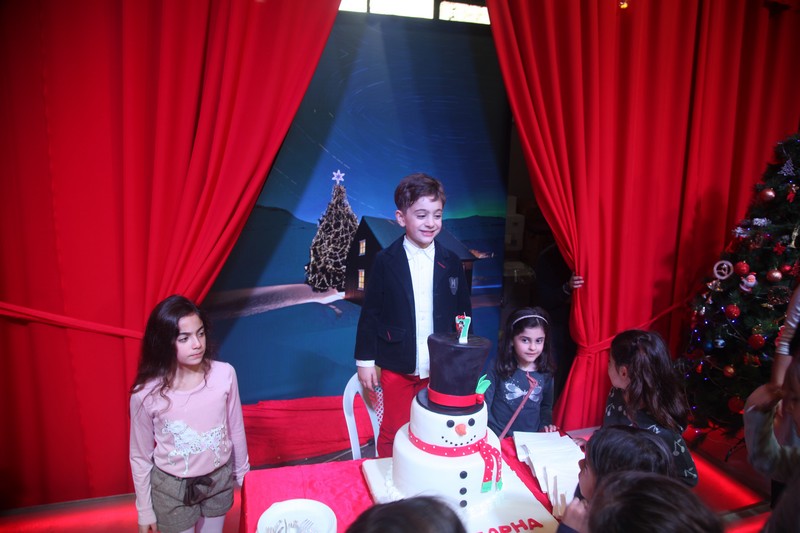 Santa & the chocolate Factory