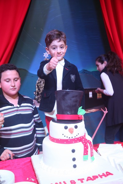 Santa & the chocolate Factory