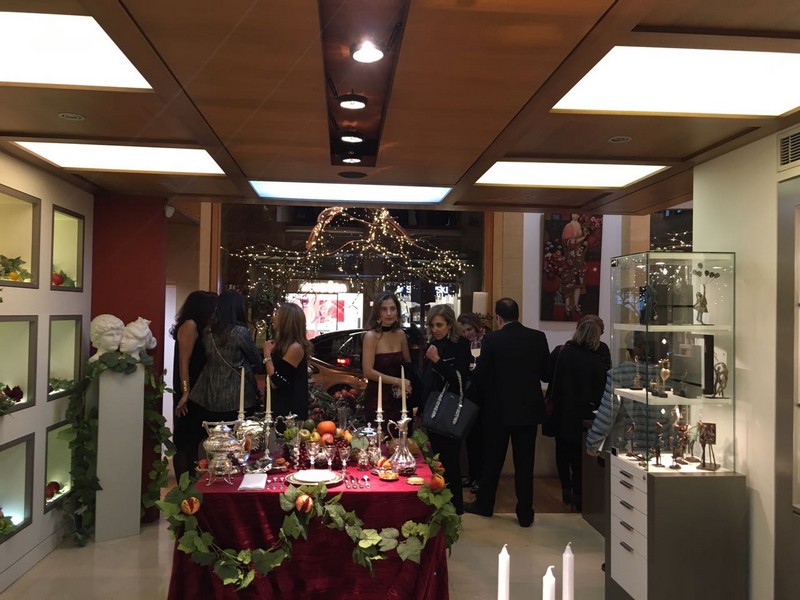 Au Gant Rouge Christmas Tables Decoration