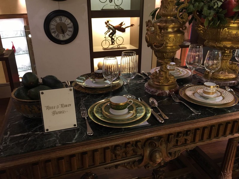 Au Gant Rouge Christmas Tables Decoration