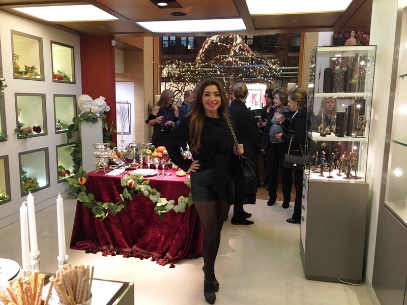 Au Gant Rouge Christmas Tables Decoration