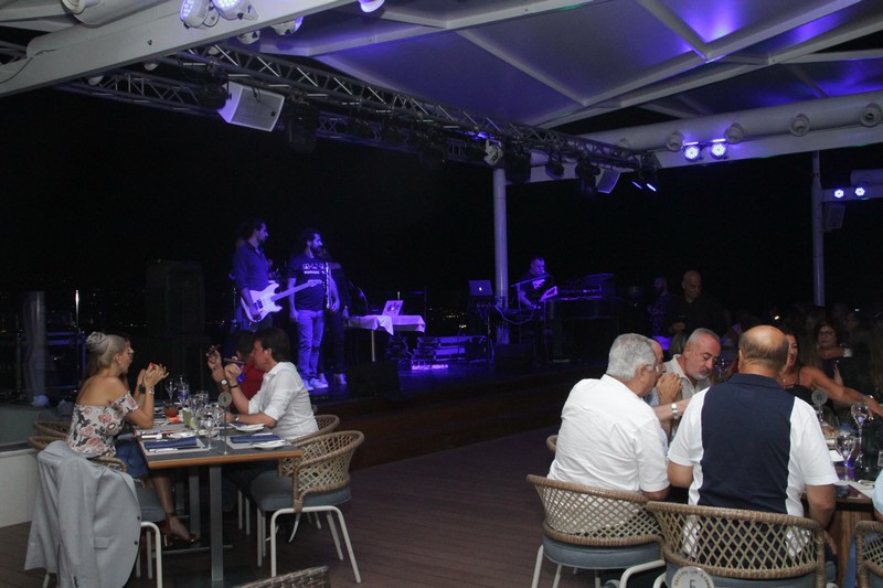 Alecco's and the Band at La Martingale
