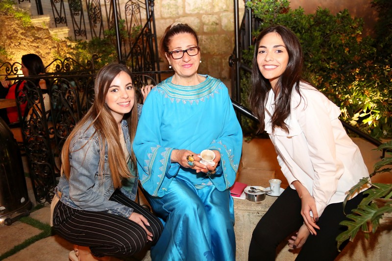 El Denye Hek opens its outdoor summer Terrace