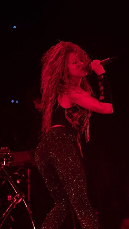Shakira in Istanbul Vodafone Park