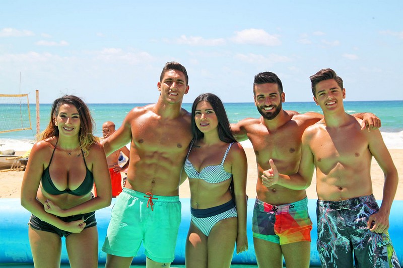 Loca Beach Episode 1
