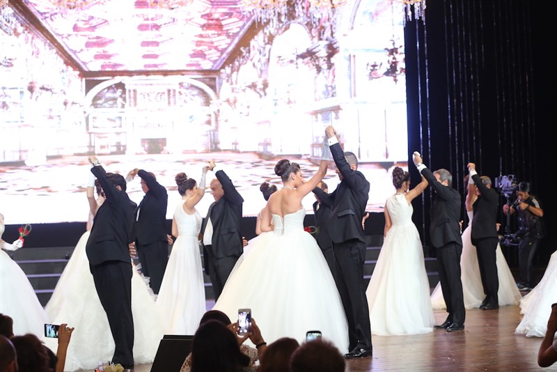 19eme Bal International des Debutantes
