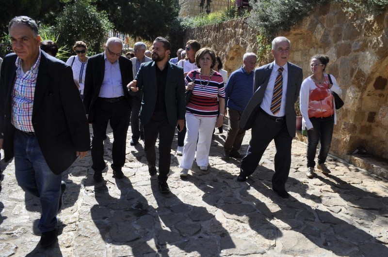 Badr Hassoun Khan Al Saboun hosts the Circle of Lebanese Ambassadors