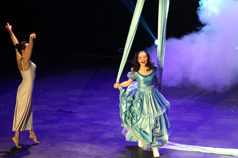 Alice in Wonderland-The Circus Musical