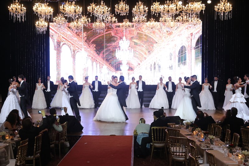 19eme Bal International des Debutantes
