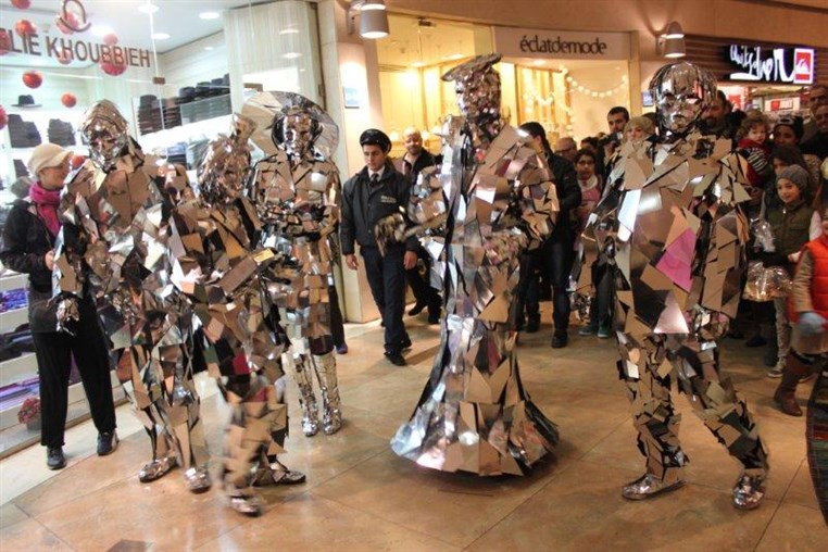 ABC Mirror Family Show