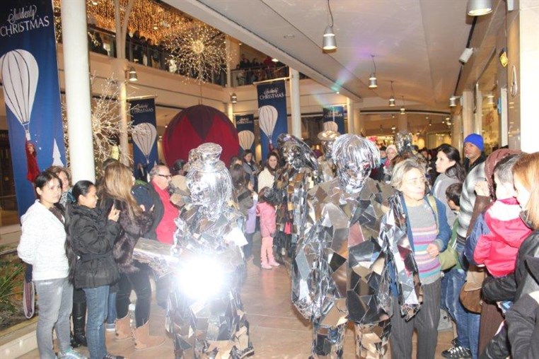 ABC Mirror Family Show