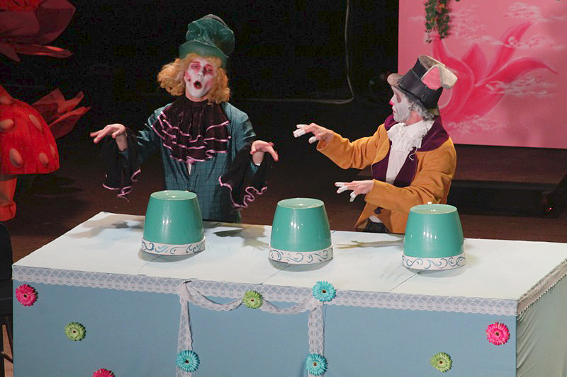 Alice in Wonderland-The Circus Musical