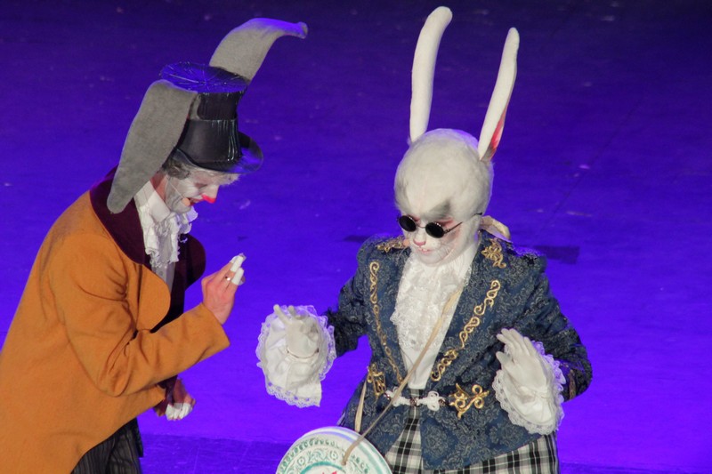Alice in Wonderland-The Circus Musical