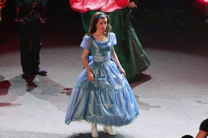 Alice in Wonderland-The Circus Musical