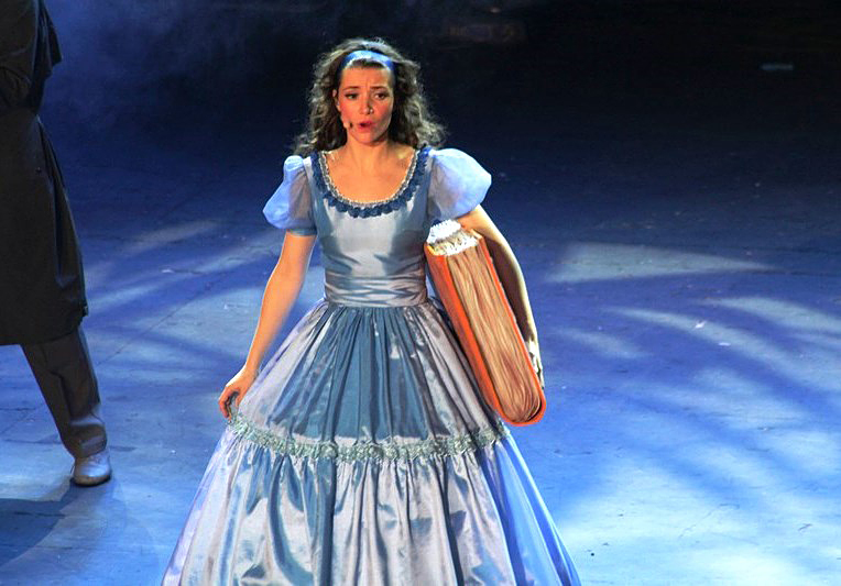 Alice in Wonderland-The Circus Musical