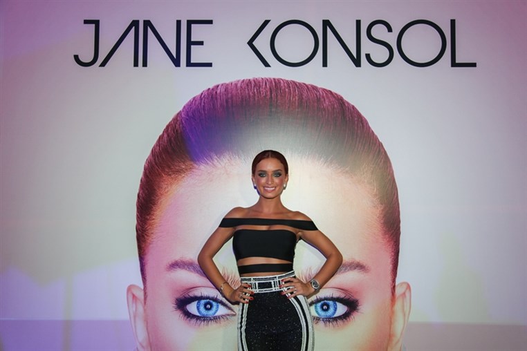 Jane Konsol new swimwear line 