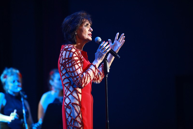 Linda de Suza au Casino Du Liban